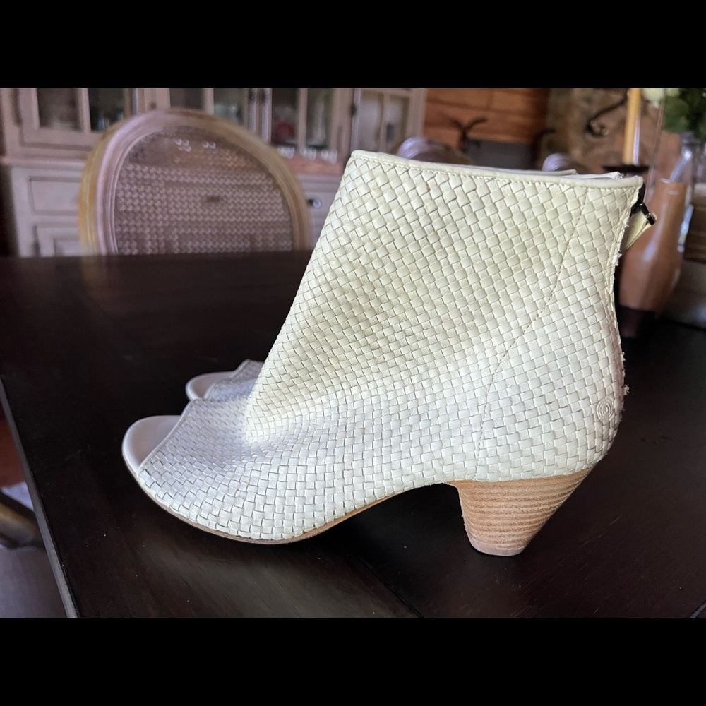 Marsell white woven ankle boot, excellent condition, size 36 EUR